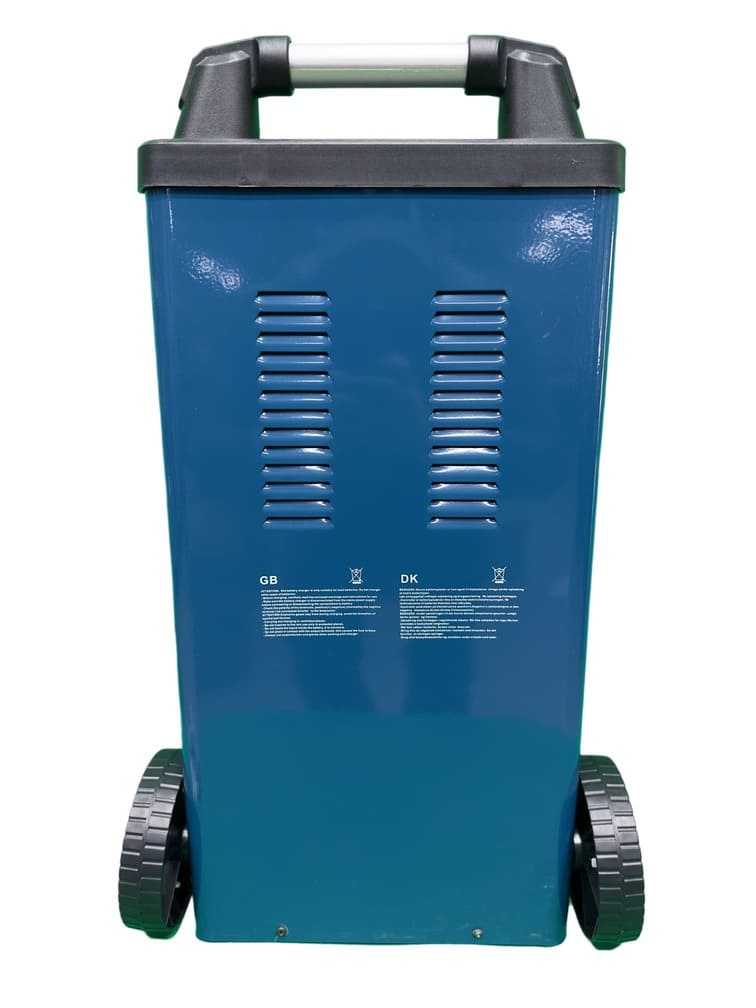 вид модели пуско-зарядное устройство hamer cd430