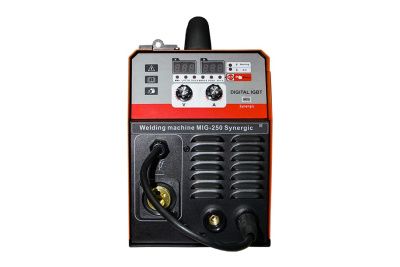 вид модели сварочный полуавтомат hamer mig-250 synergic с вилкой